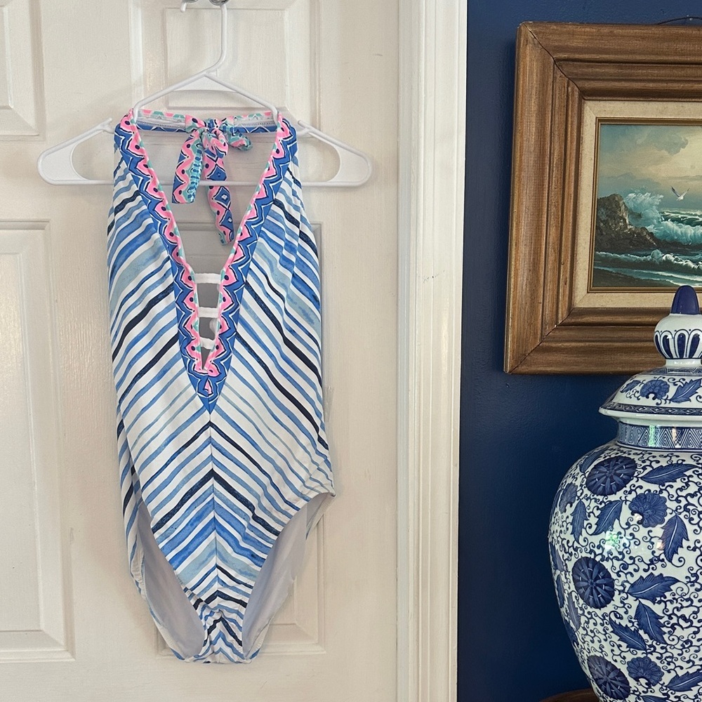 Lilly Pulitzer Loraline One-Piece Swimsuit in the Resort White Seaside Vibes 12 - Picture 2 of 10